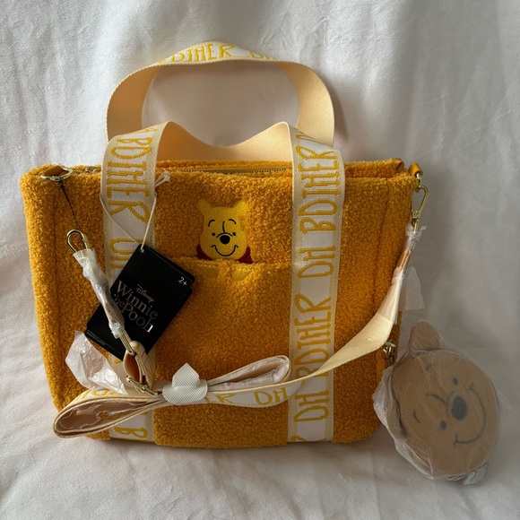 Loungefly Disney Winnie the Pooh Sherpa Zip Tote Bag With Coin Purse NWT - Picture 16 of 16
